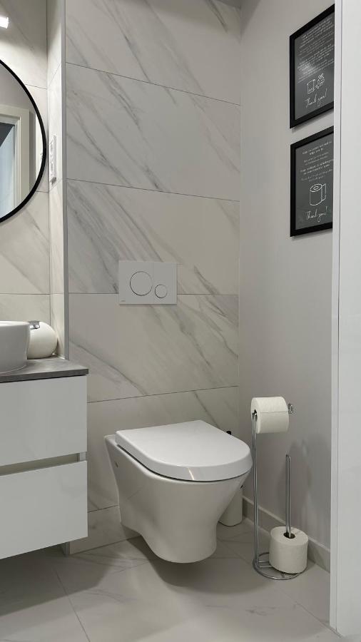 Linden Apartman 001 - Adults Only Mosonmagyaróvár 외부 사진